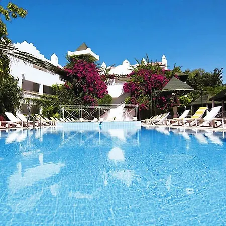 Golden Gate 3* Kuşadası