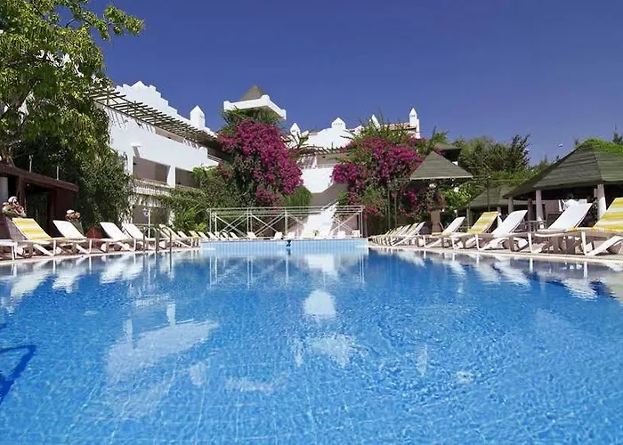 Golden Gate 3* Kuşadası