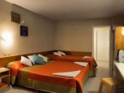 Hotel Golden Gate 3*