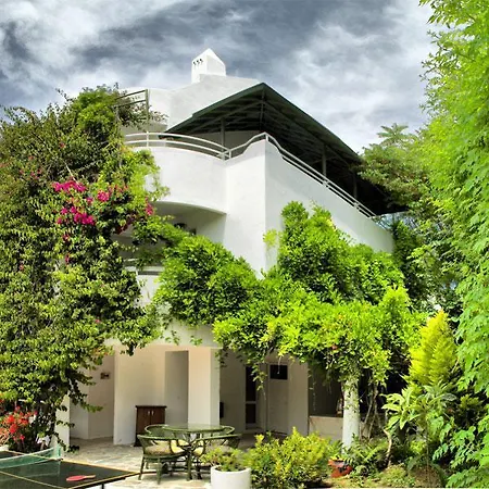 Hotel Golden Gate 2*