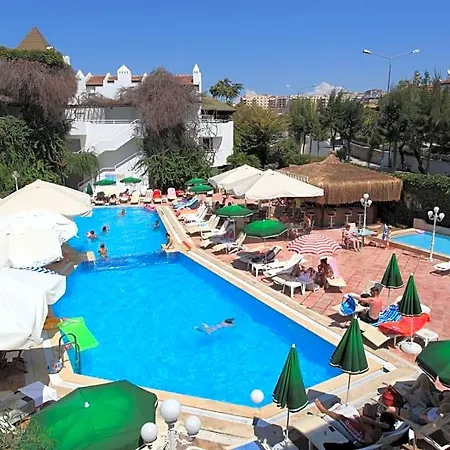 Hotel Golden Gate 3*