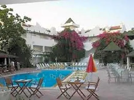 Hotel Golden Gate Kusadası