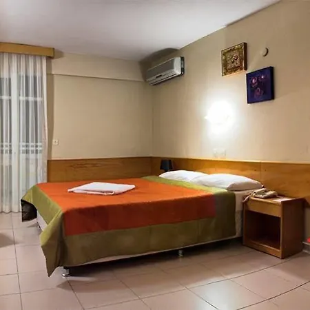 Golden Gate 3* Kusadası