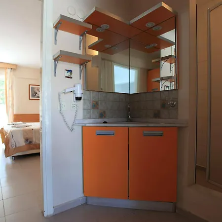 Golden Gate 3* クシャダス