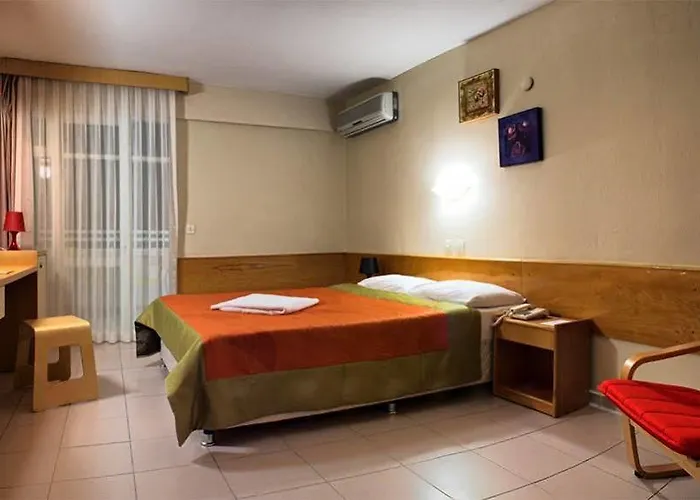 Golden Gate 3* 库萨达斯