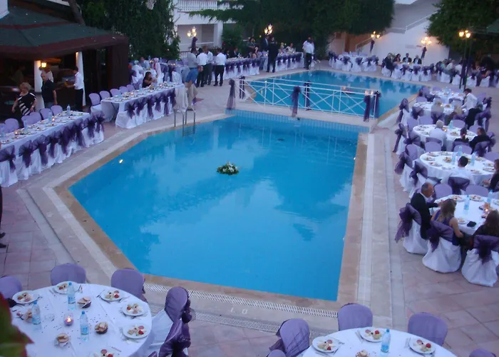 Hotel Golden Gate 3*