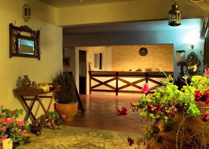 Golden Gate Hotel 3*